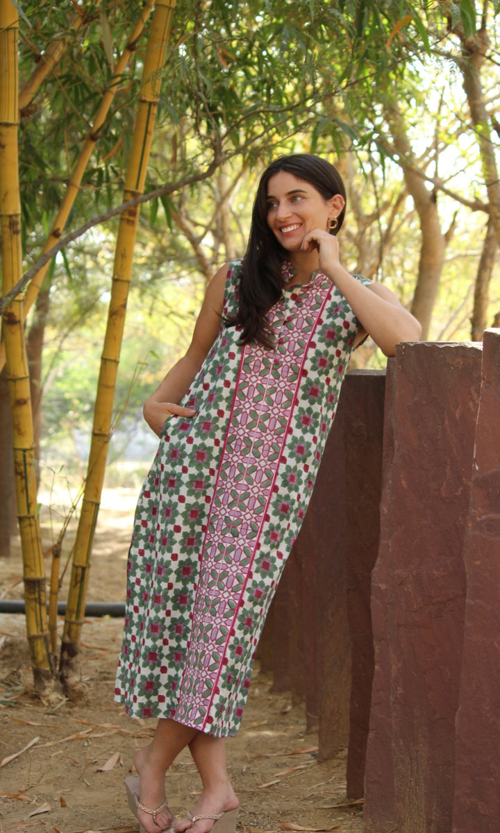 Orchid sleeveless Dress