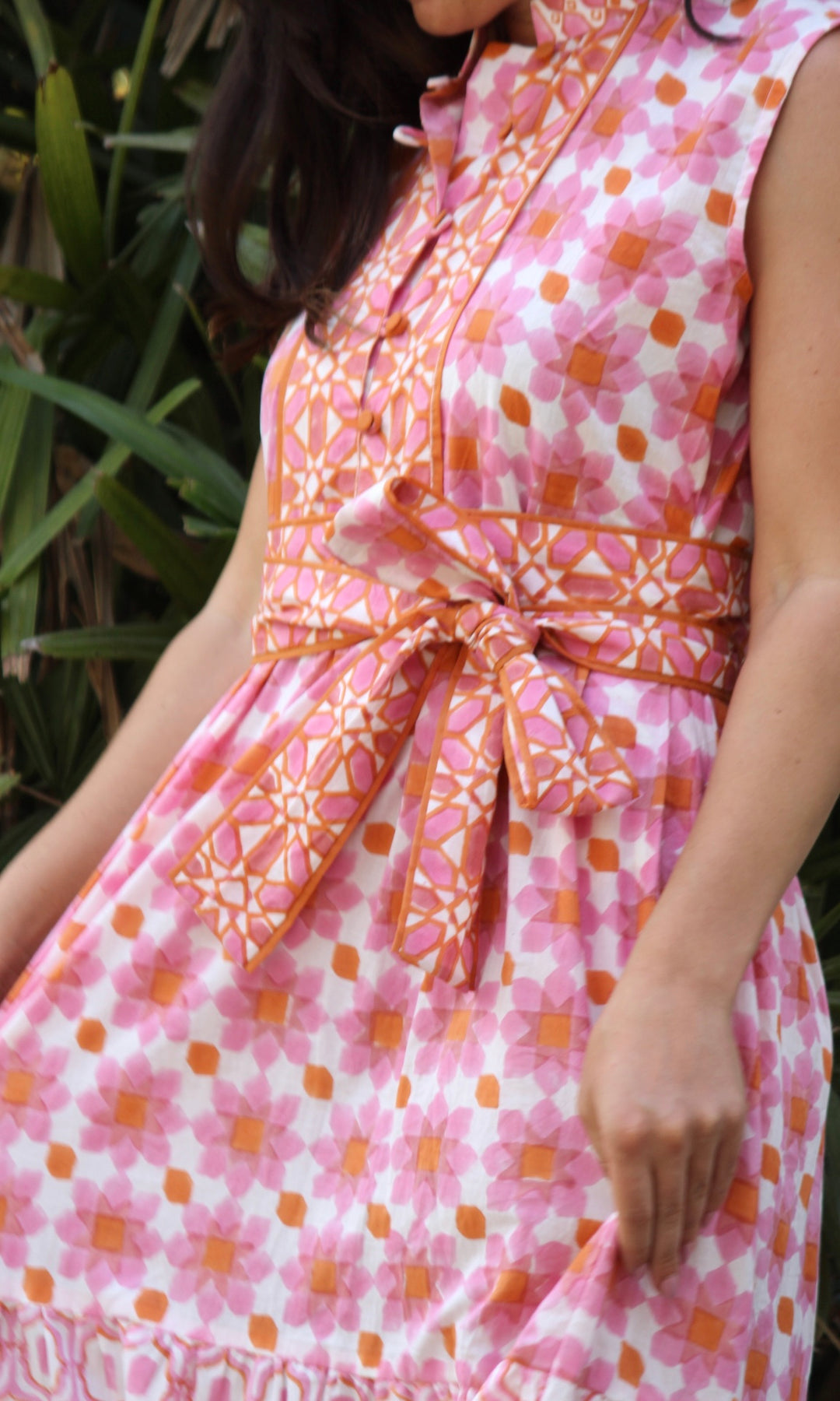 Daylily Midi sleeveless Dress